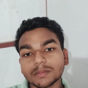 This picture is clicked by my phone.it is aselfi